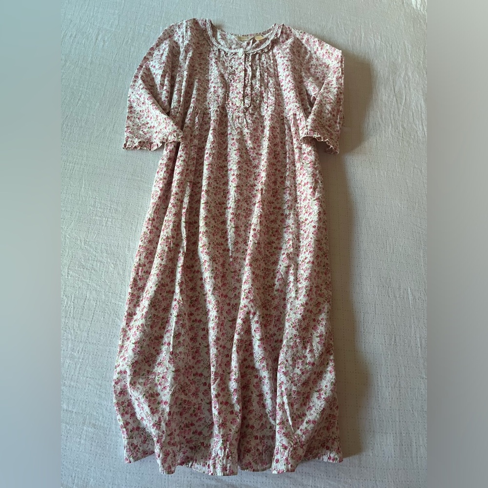 Victoria Secret Gold label Dainty Pink Floral Nightgown Size M